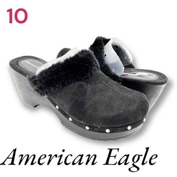 American Eagle Sz 10M Black Faux Suede Fur Trim Wedge Heel Clogs Slip On Shoes - Picture 1 of 9